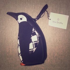 NWT penguin coin purse. Adorable for adult & kids!